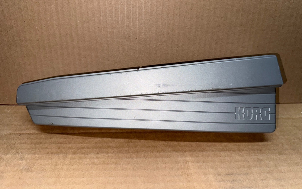 KORG TRINITY PRO RIGHT SIDE END CAP #1