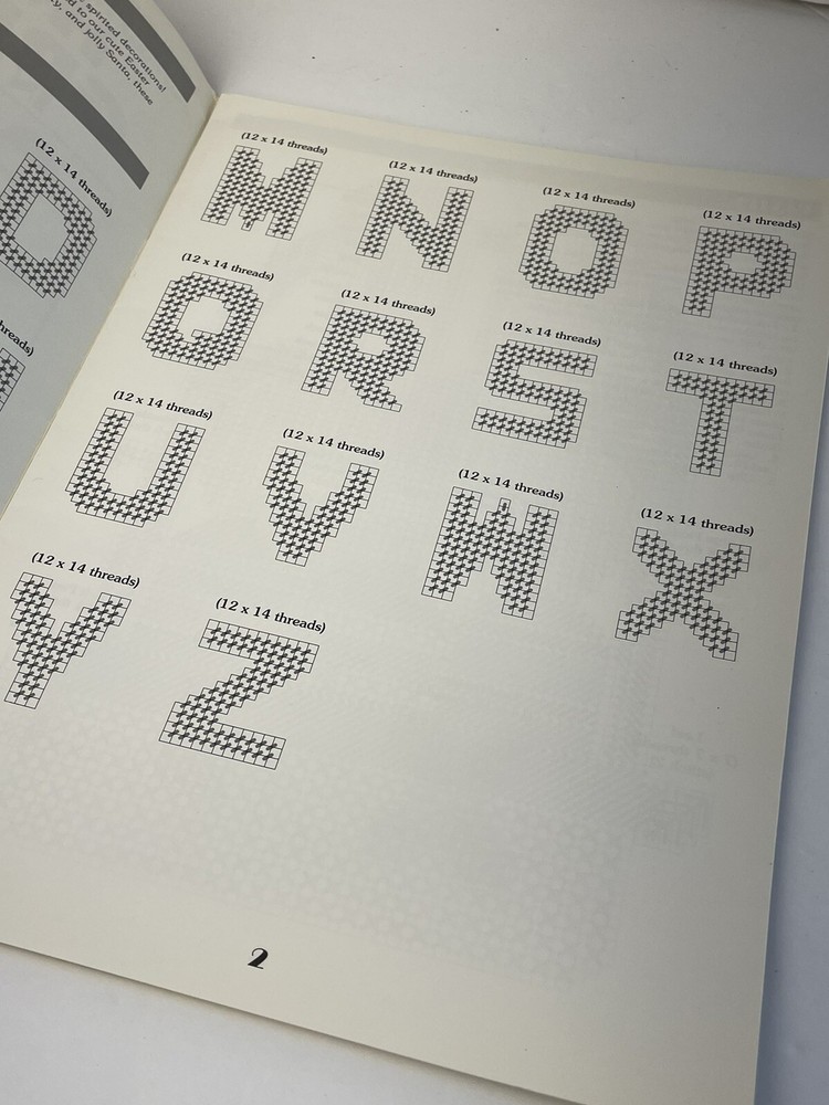 PLASTIC CANVAS Pattern Leaflet Booklet Leisure Arts Easter Wall Decor Holidays