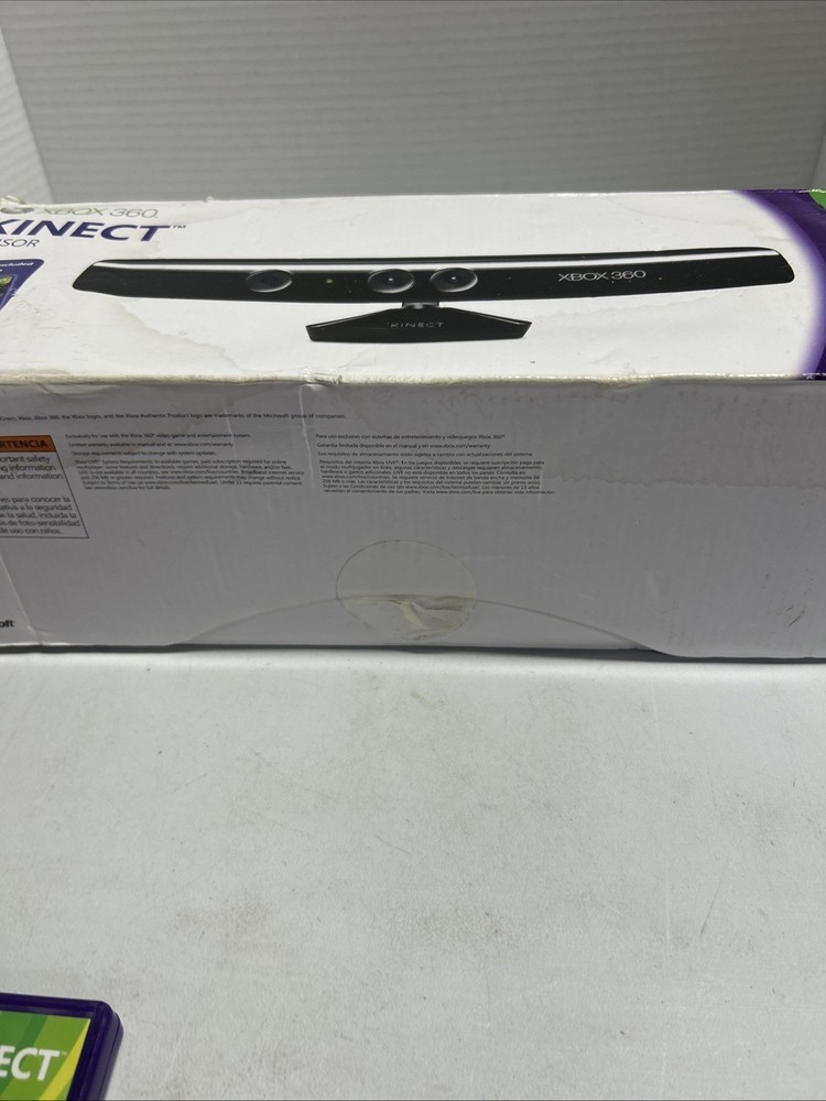 Kinect Sensor + Kinect Adventures! Game Bundle XBOX 360 Tested + Working + Box