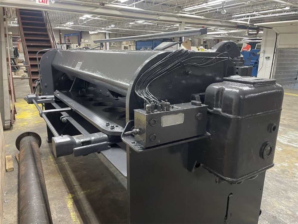 10' Wide Cincinnati 1010 Shear
