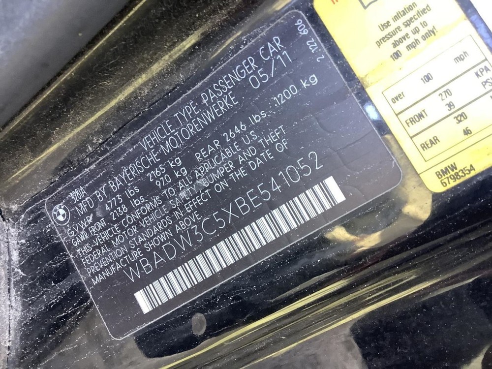 328I 2011 Glove Box 4966008
