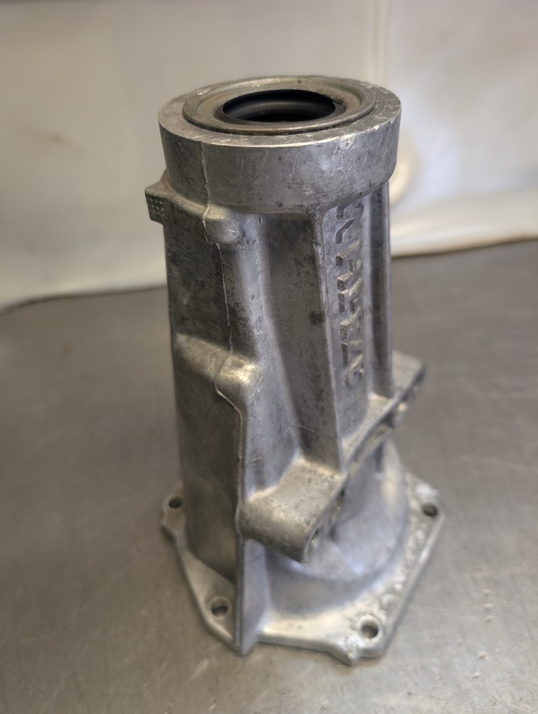 th375 ouput shaft and tail housing
