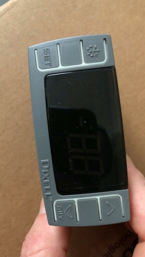 1PCS NEW XR03CX temperature controller