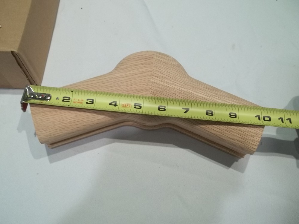 Solid oak 7021 handrail fitting 135 level quarter turn cap