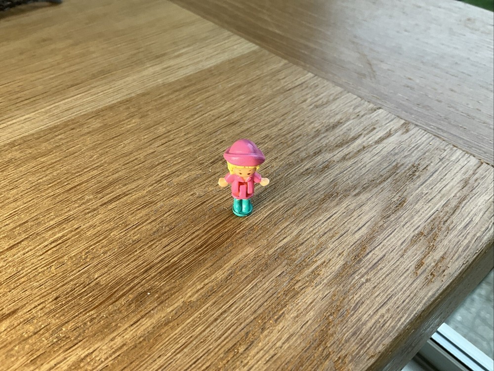 POLLY POCKET REPLACEMENT SPARE FIGURE FOR FUN TIME CLOCK PINK VARIATION 1991