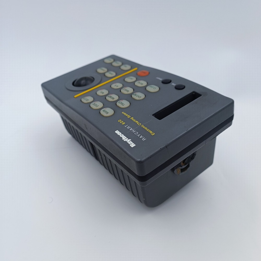 Raytheon Raymarine Raychart 600 Electronic Charting System Chartplotter GPS