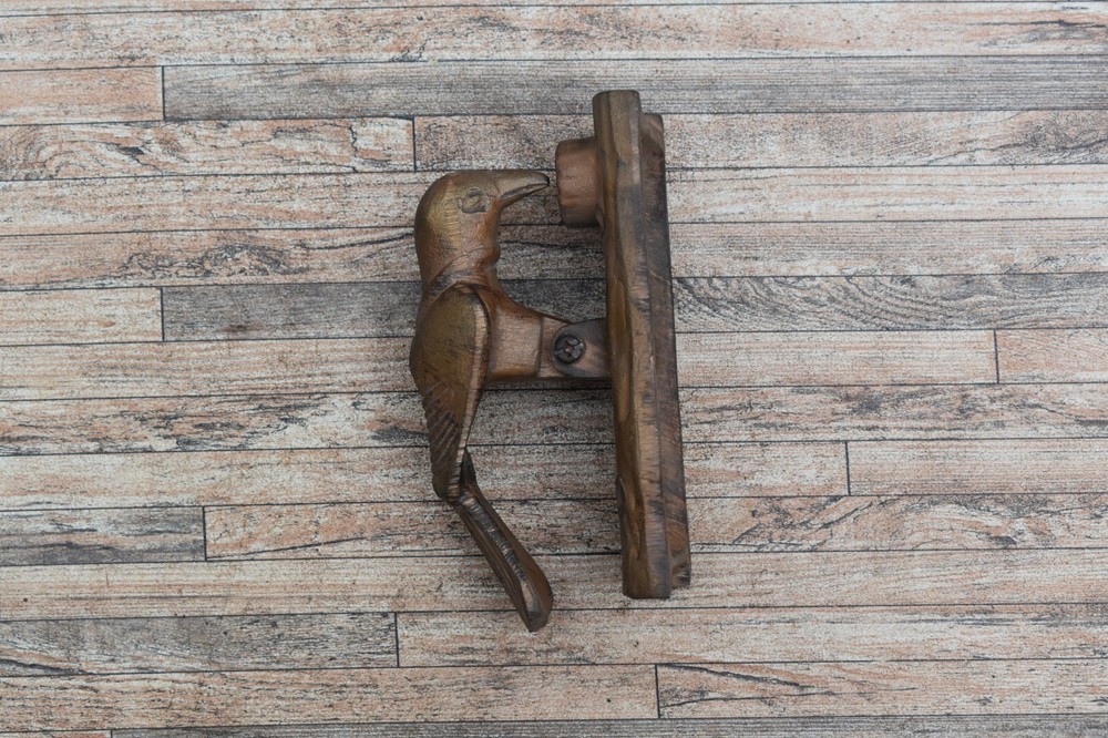 Cast Iron Woodpecker Bird Shape Door Gate Pull Handle Knocker Farm Barn Decor