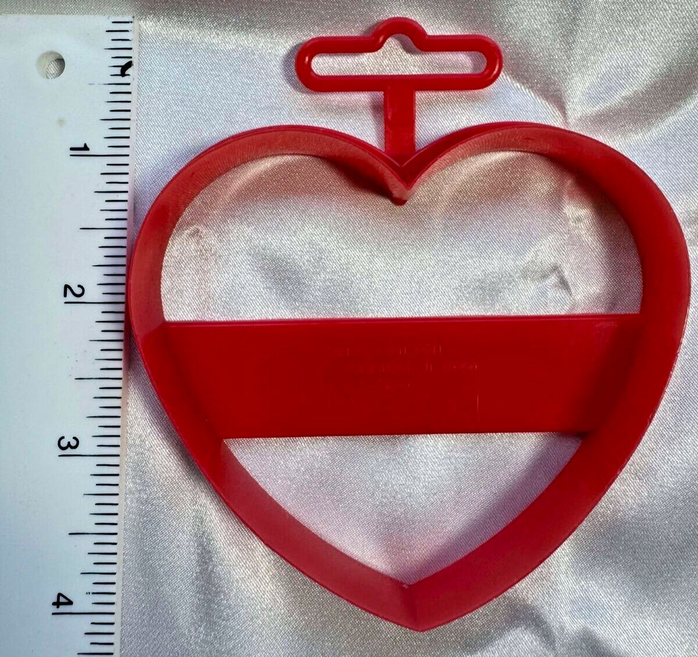 Wilton 3.5" Plastic Heart Cookie Cutter 1993