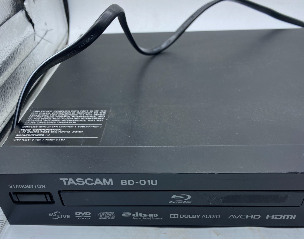 Tascam Rack Mountable Professional Studio DVD Player BD-01U