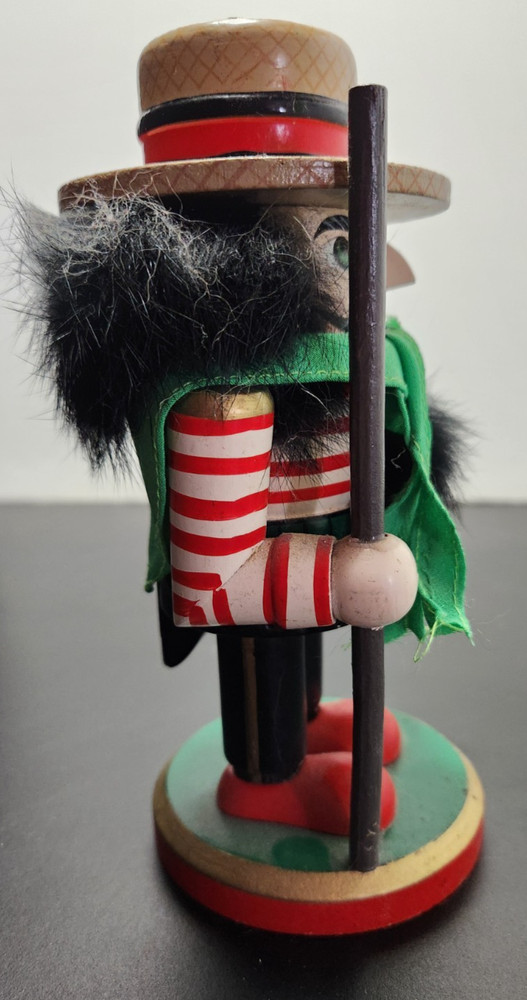 2000 International Italian Nutcracker