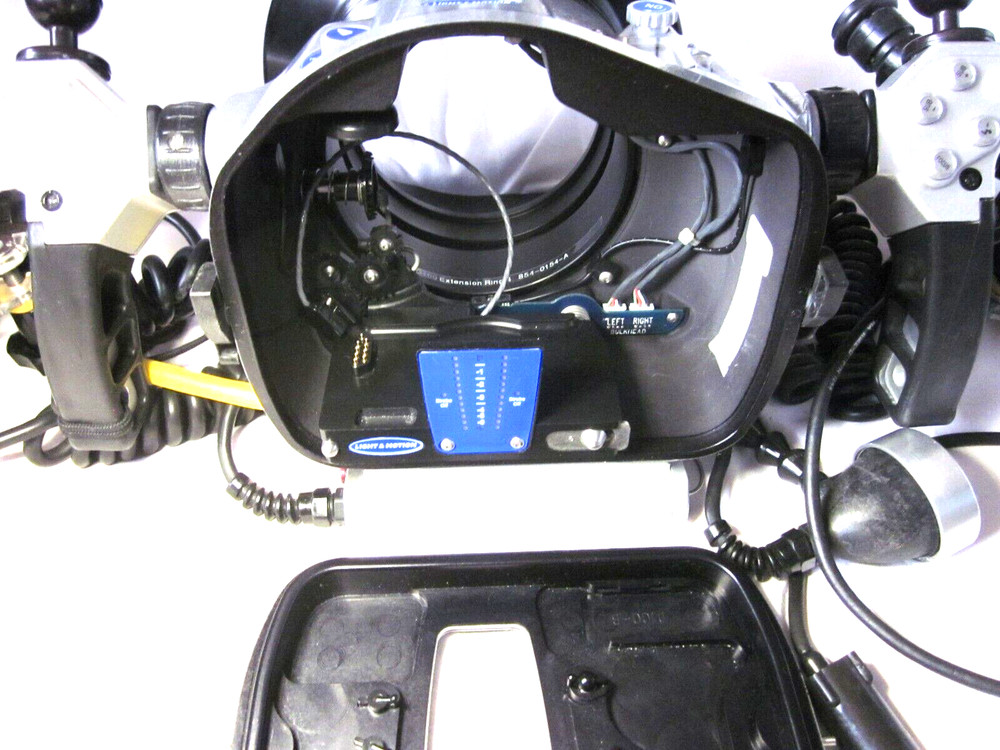 TITAN LIGHT & MOTION PRO SCUBA DIVING CAMERA EQUIPMENT