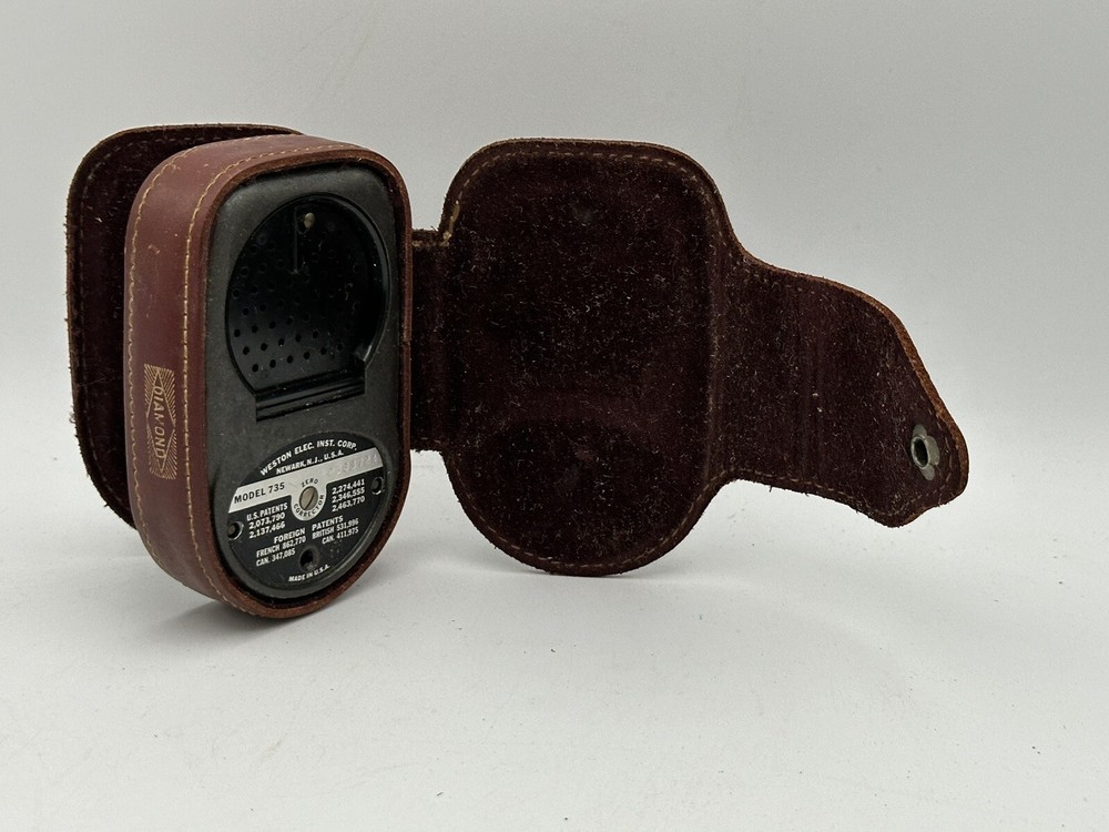 Weston Master II Universal Exposure Meter Model No 735 w/Leather Case