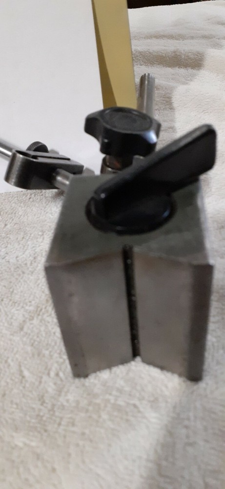 Machinist Tools Mitutoyo Magnetic Base Indicator Holder