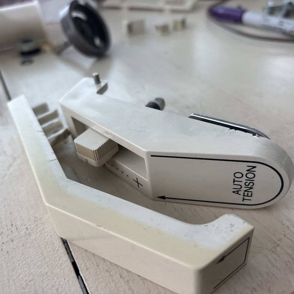 Original Singer Sewing Machine #93220 Tension & Thread Guide Assembly Part