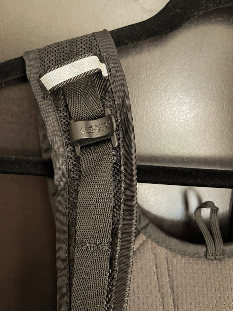 CamelBak HydroBak 50oz 1.5L Hydration Water Pack Backpack Black With Bladder