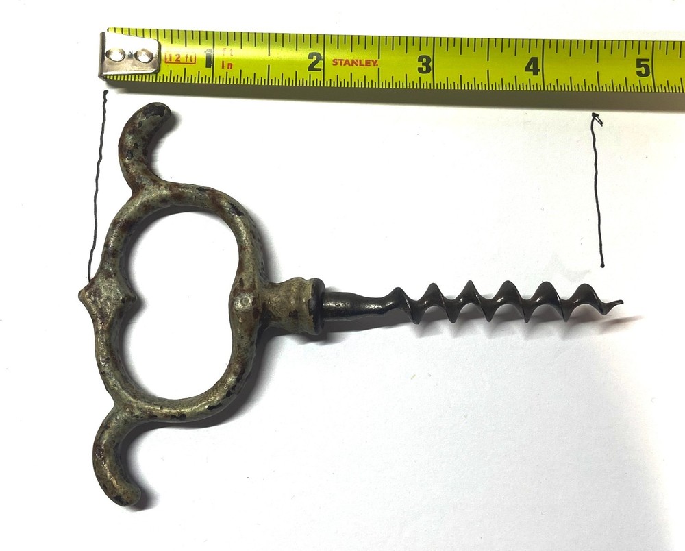 VINTAGE EARLY 20th CENTURY "FOUR FINGER PULL" CORKSCREW W/CAST IRON HANDLE