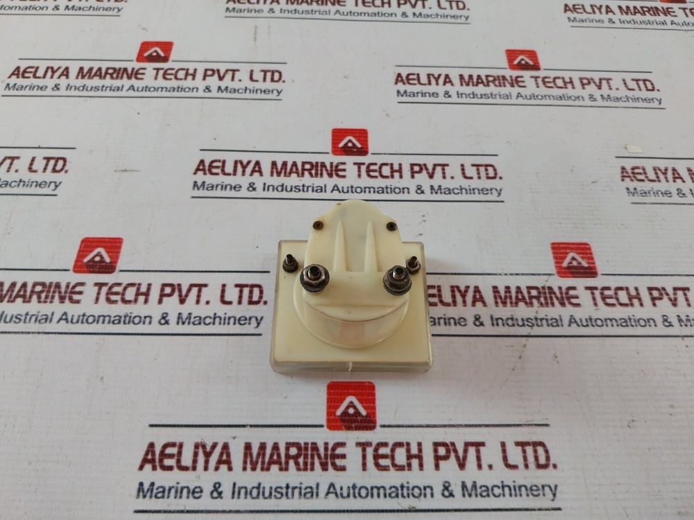 MLTCD 85L1 Analog Voltmeter Gauge