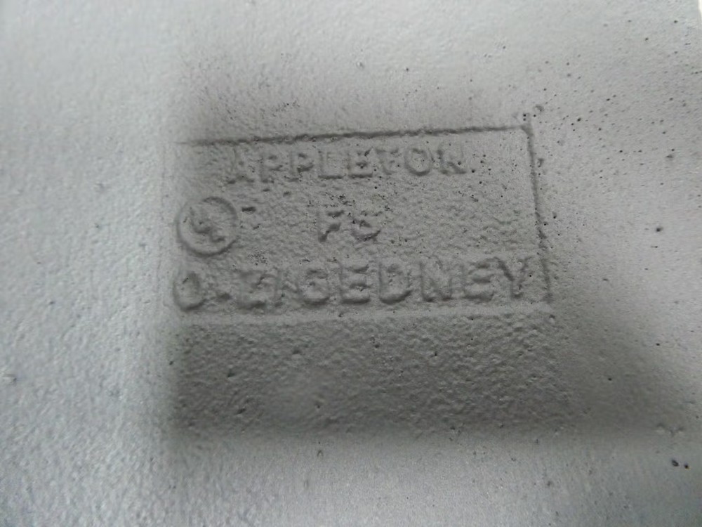 Appleton FS-2G Iron Fdh Cast Devbox