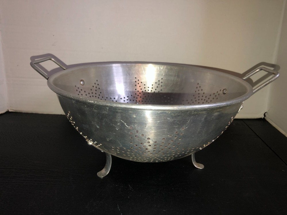 Large 7 Star Aluminum Colander Strainer-Footed Handles 11"
