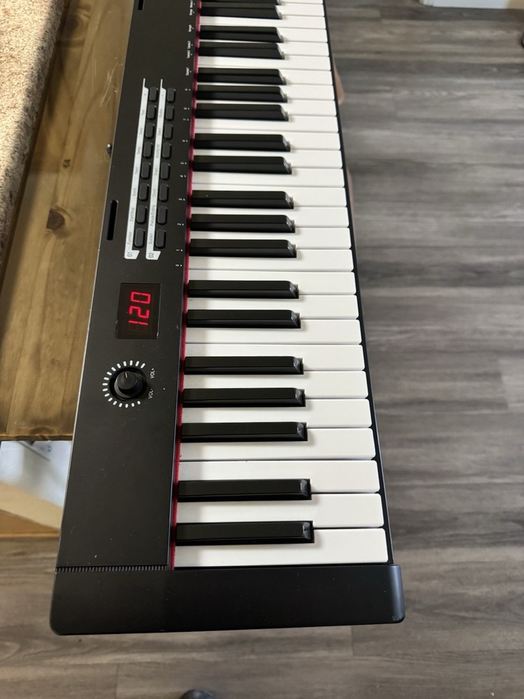 Terence Electronic Piano Model Ts-02
