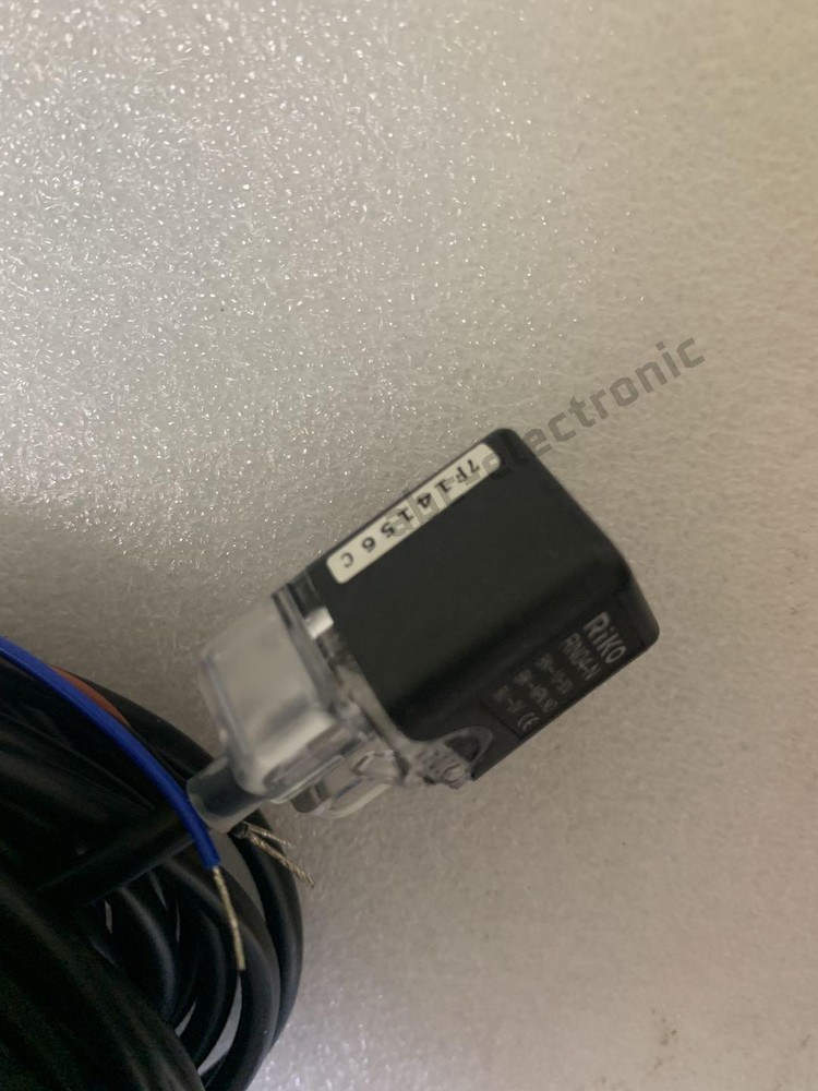 1PCS RN04-N RN04N Proximity Switch