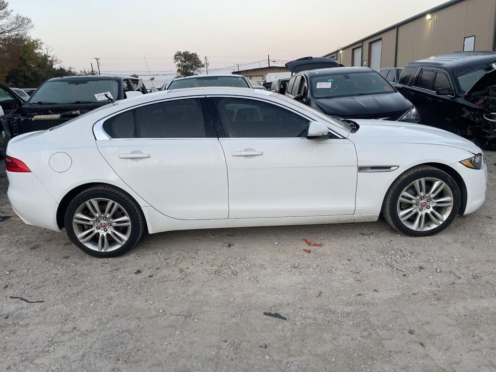 Sun Visor Left Driver Without Illumination Fits 17-20 F-PACE 990519