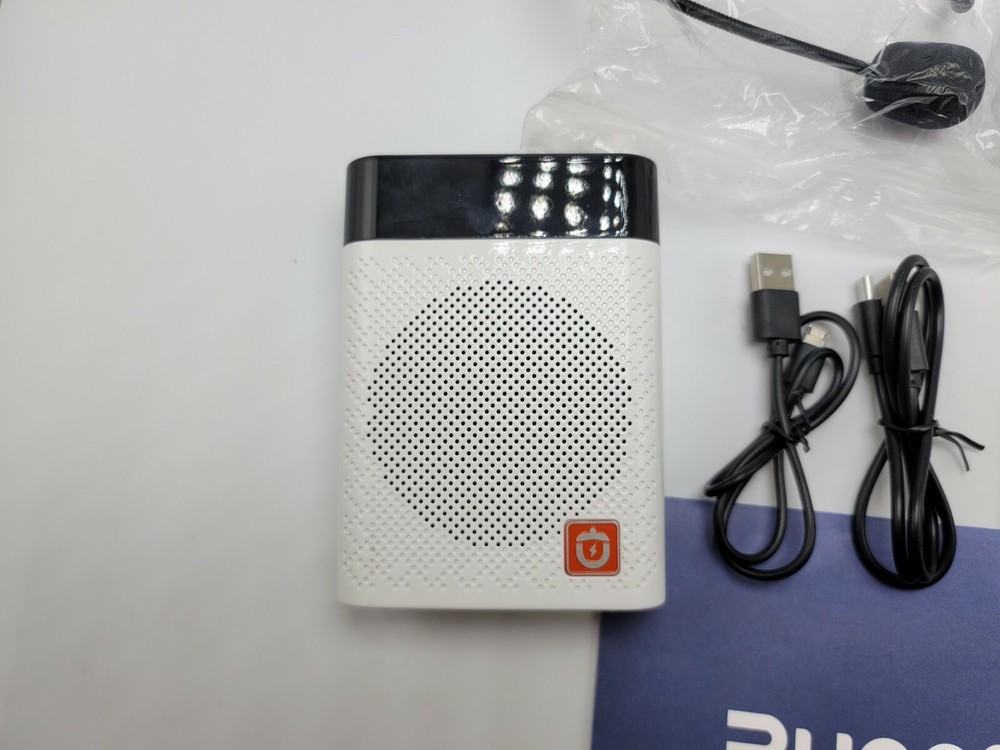 Runnut Voice Amplifier UHF Wireless Microphone