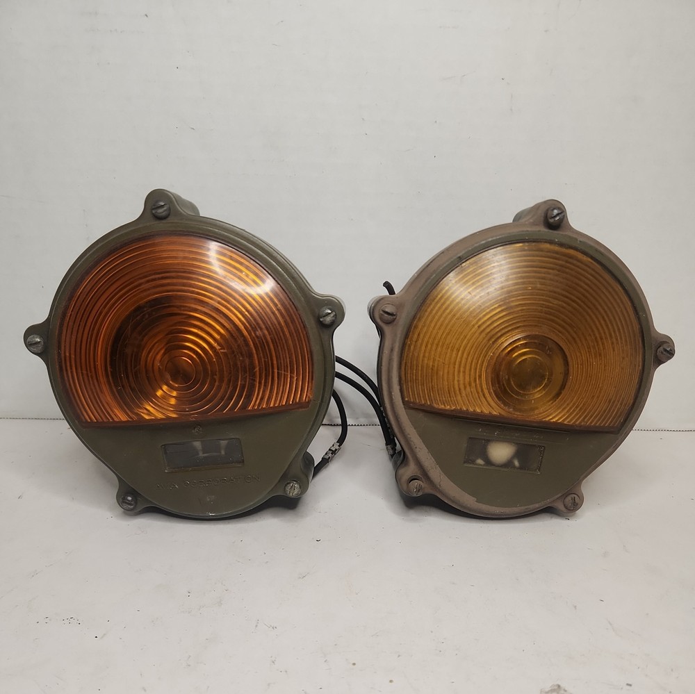 Two Vintage Front Composite Light Amber 24V Jeep  11614156