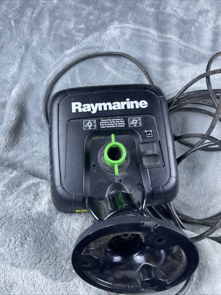 Raymarine E70294 DRAGONFLY 4 Pro ChartPlotter / Fishfinder w/ Transducer -TESTED