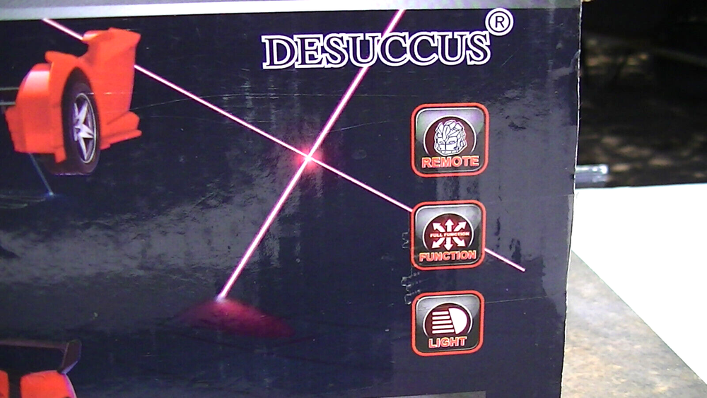 Desuccus RED Remote Control Car, Transform Robot RC , 2.4Ghz 1:18