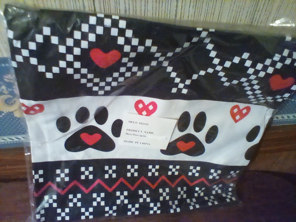 Love Stitch Paw Print Apron