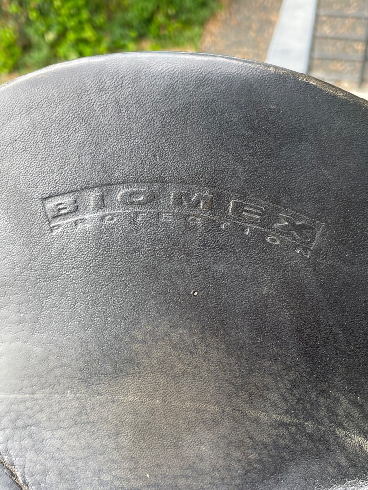 stubben dressage saddle 17