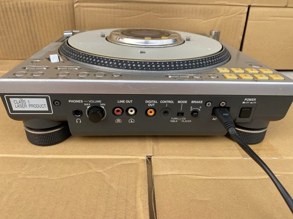 Technics SL-DZ1200 Digital Turntable Power supply confirmed