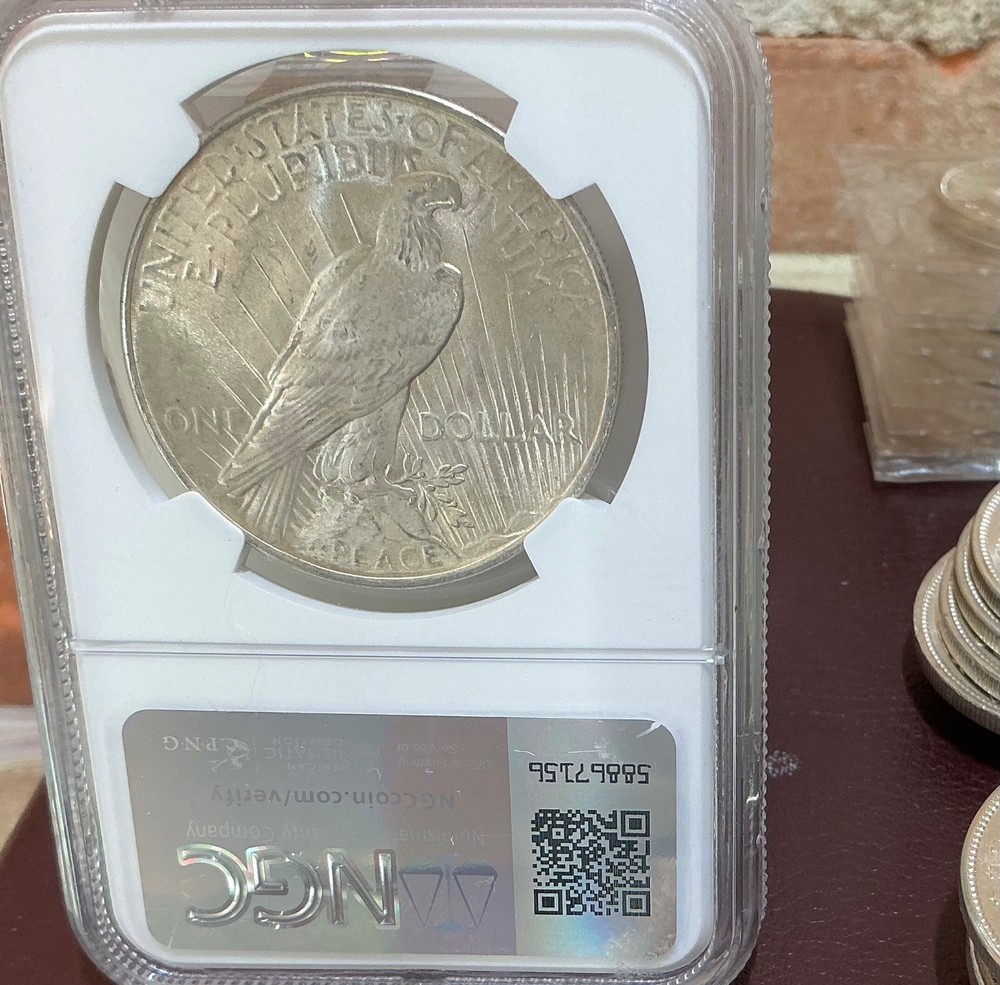 1922 Peace Silver Dollar MS64 NGC