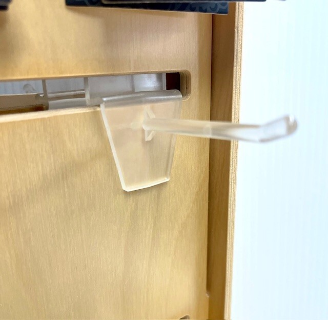 2" clear slatwall hooks (quantity 25)