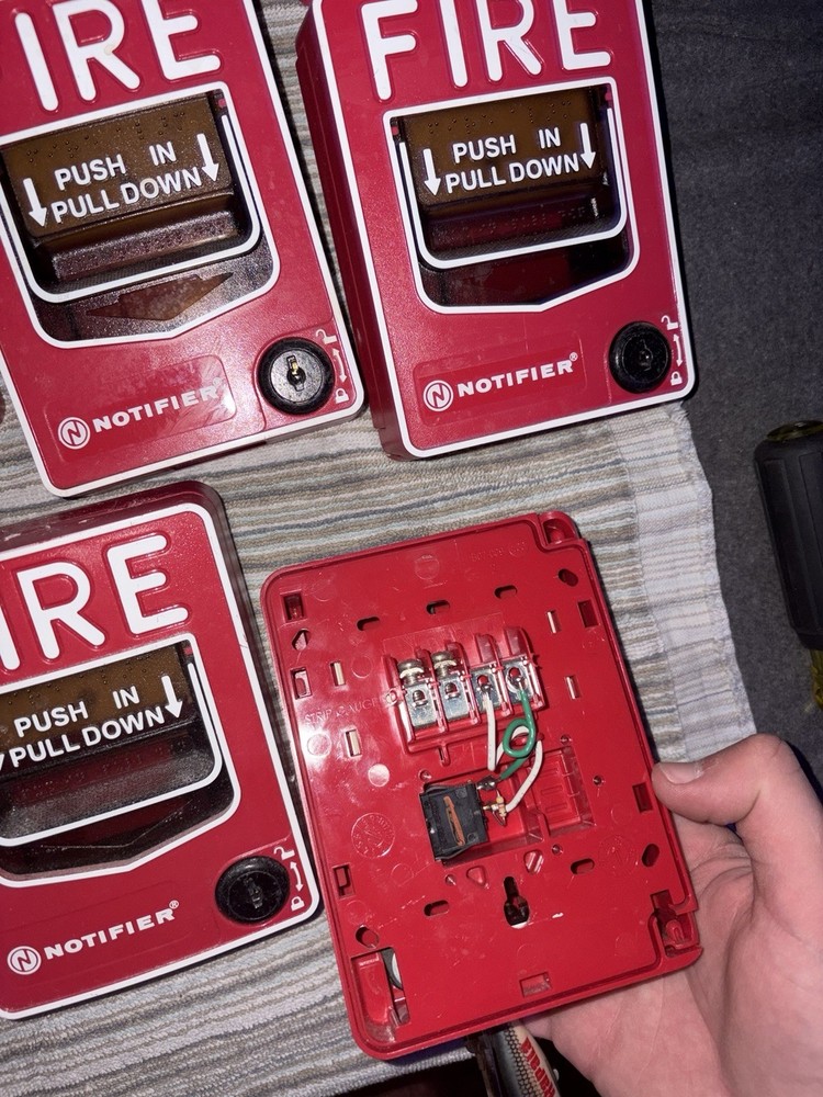Notifier NBG-12LX Addressable Fire Alarm Pull Station