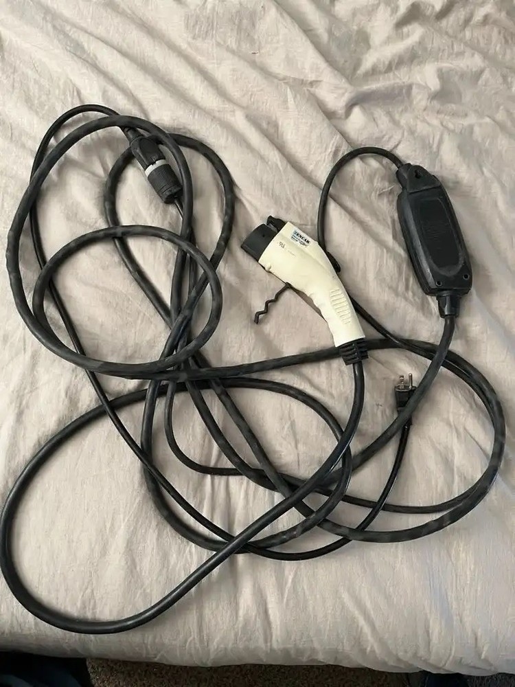Schneider Electric EV Charging Cable