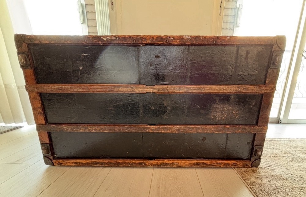 Louis Vuitton Trunk 1910-1920