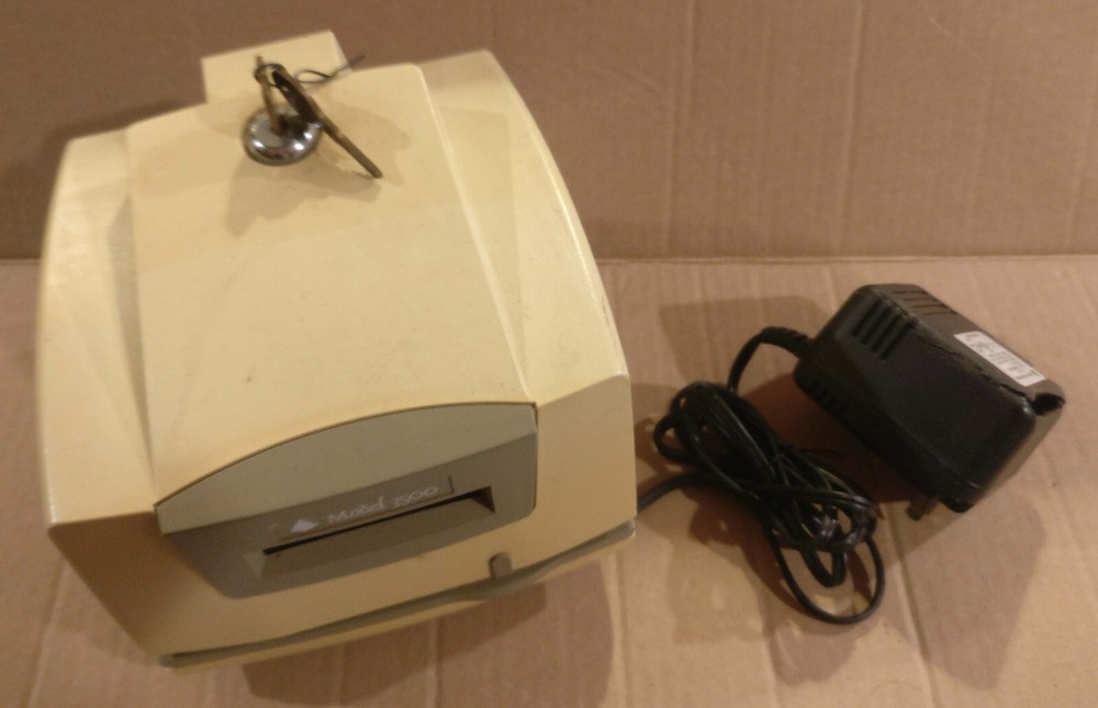 Pyramid Technologies Model 3500 Time Clock Used WITH KEY