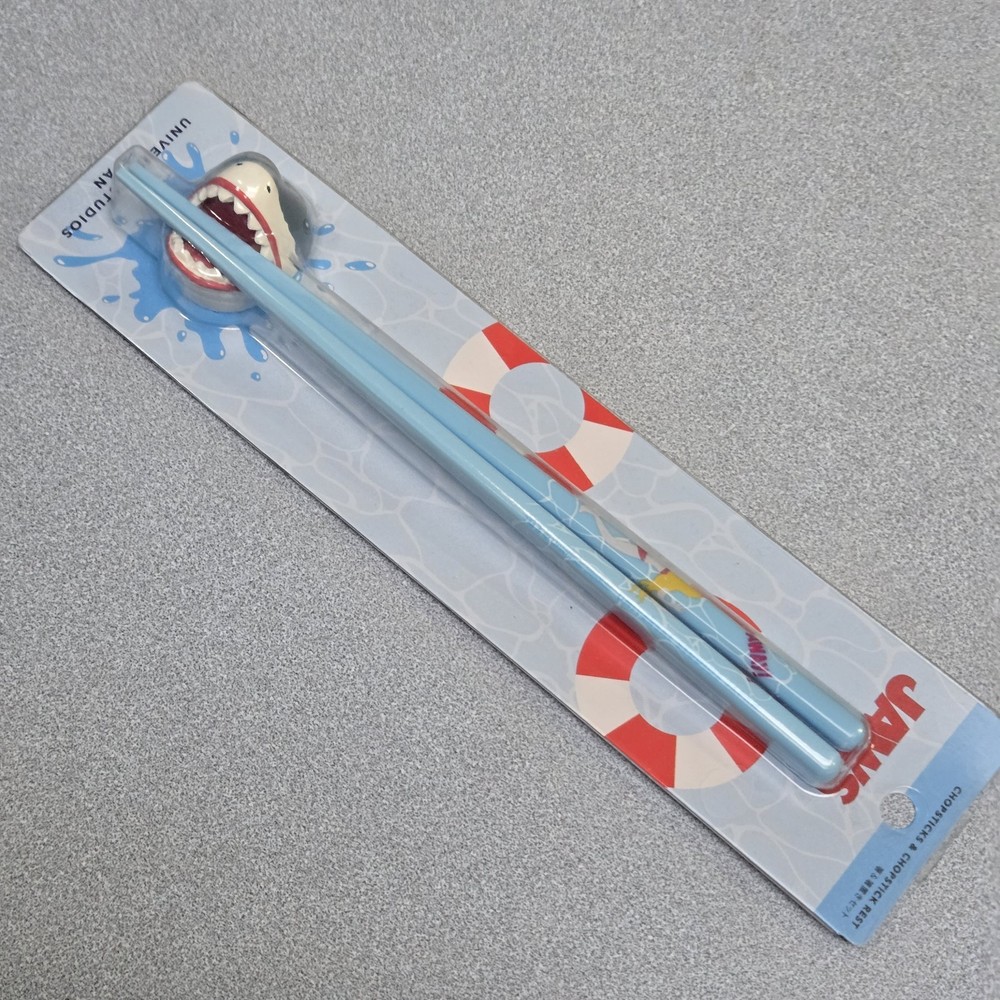 JawsChopsticks & Chopstick Rest Set Universal Studios Japan