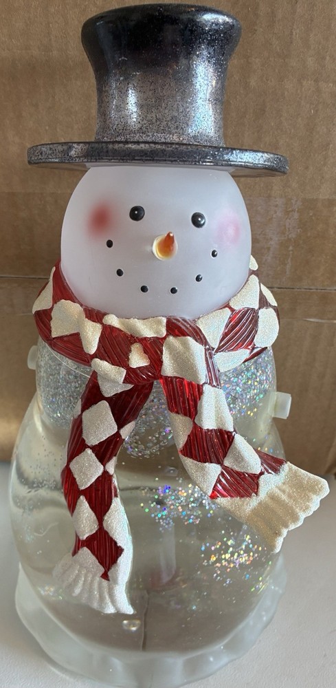 Snowman Lot Lamp And Snowglobe