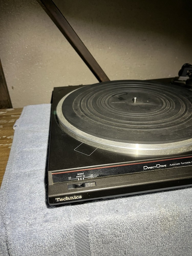 Vintage Technics SL-DD24U Direct Drive Automatic Turntable - Untested