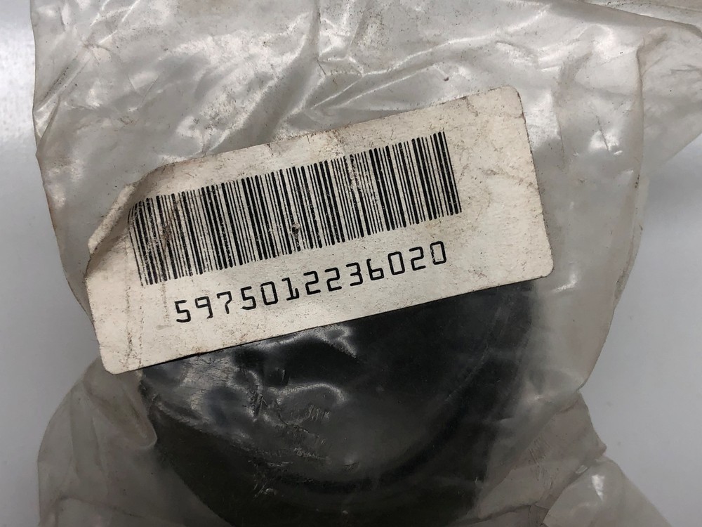 FMH CORP ELECTRICAL CONDUIT ADAPTER 1.25 INCH