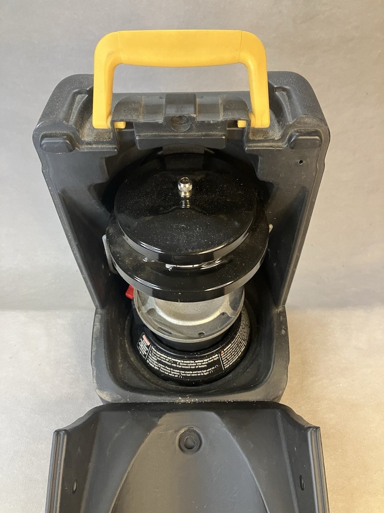 Coleman QuickPack Propane Lantern Plus Case