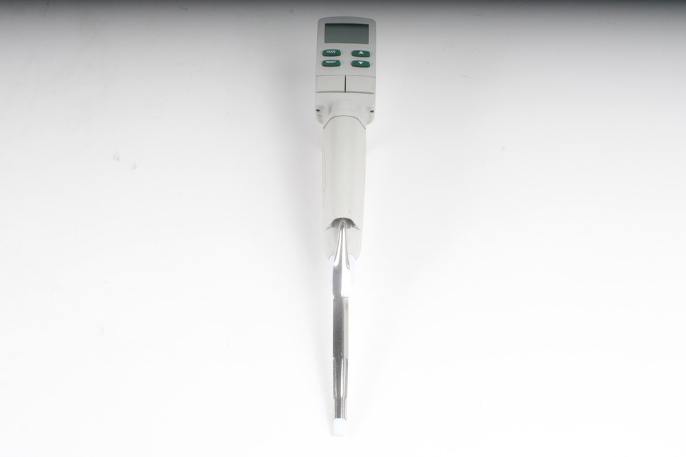 Rainin 20-200 ul Electronic Pipette - Fair Condition