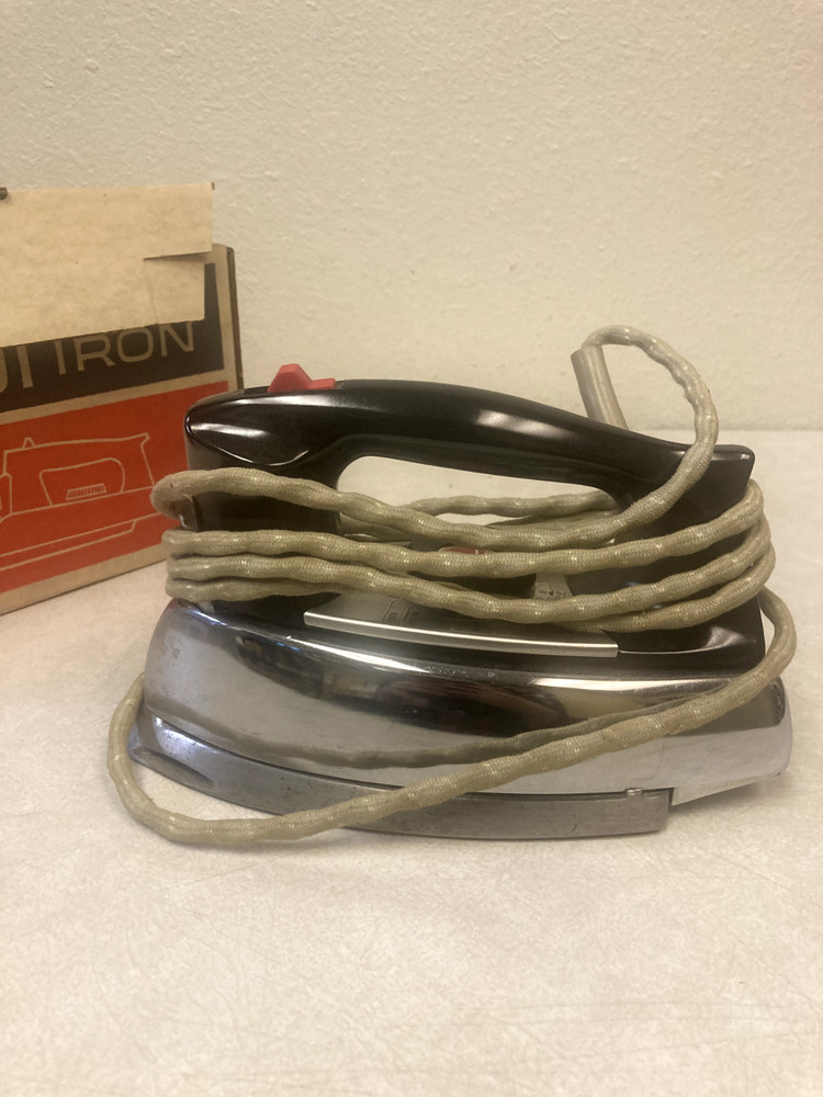 model 4001 stream/dry iron