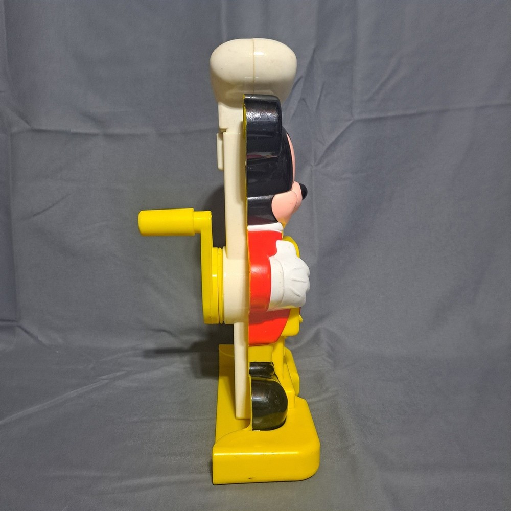 VTG Mickey Mouse Snow Cone Maker Shaved Ice