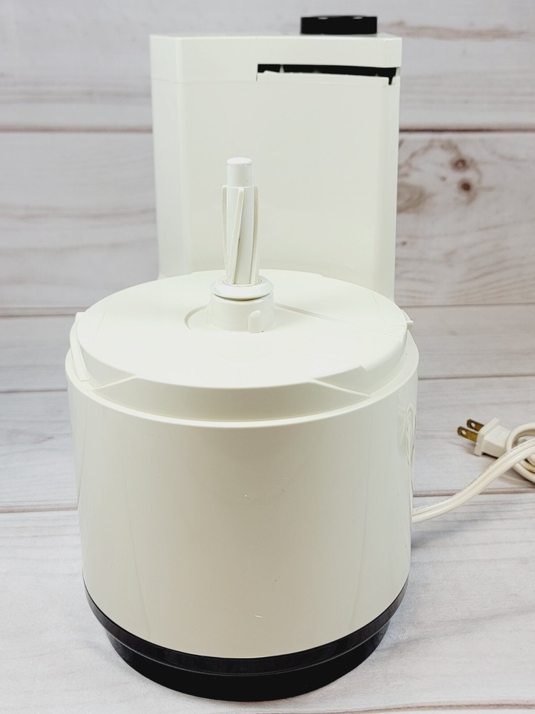 Regal La Machine 1 Model V813 Food Processor Replacement Part, Base Tested