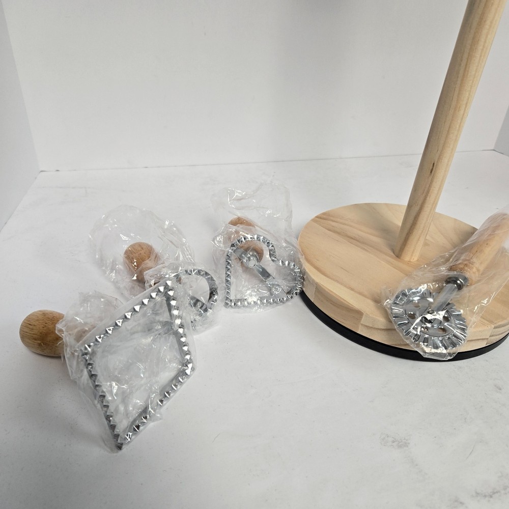Rotating Pasta Drying Rack with tools