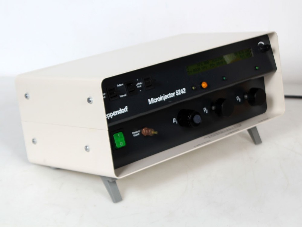 Eppendorf Microinjector 5242-B
